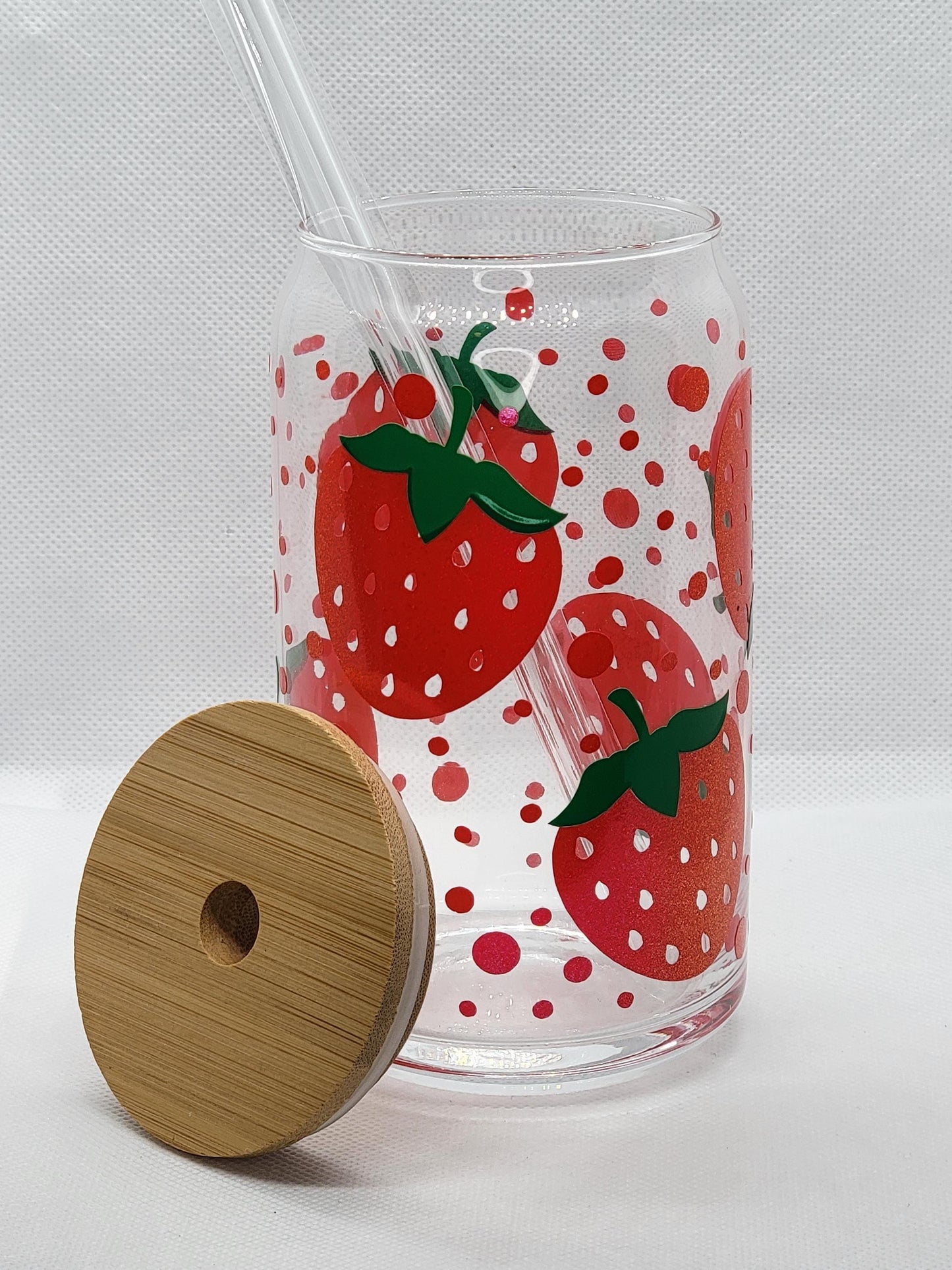 Strawberry 16 oz glass can