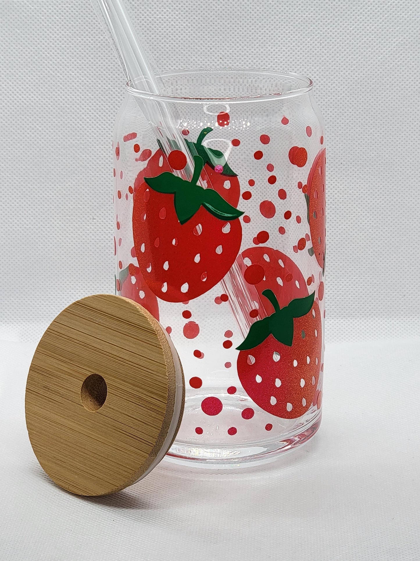 Strawberry 16 oz glass can